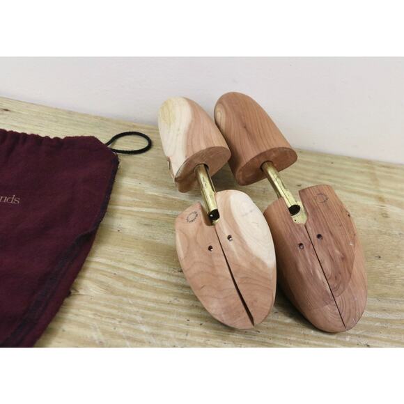 Allen Edmonds Small Medium Cider Shoe Tree with Globe 2 Shoes Bag USA - Picture 2 of 5